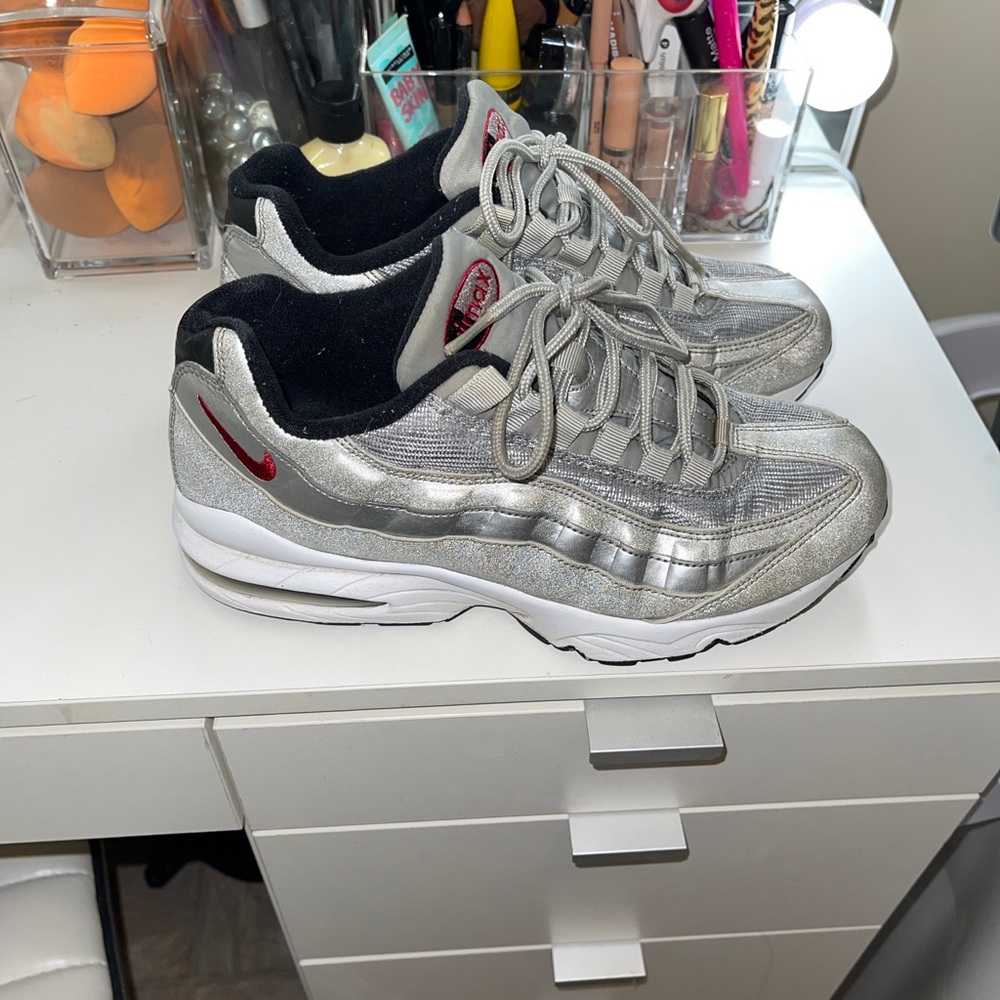 Silver air max 95